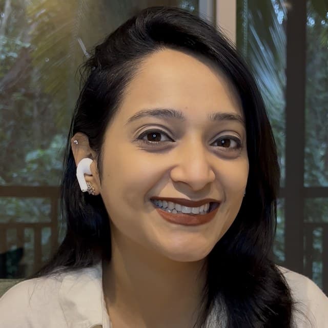 Portrait of Urvashi Bisht