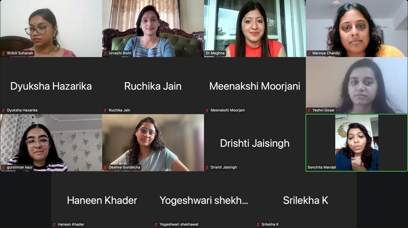 Video call grid of fifteen practitioners in an online InPsyd session